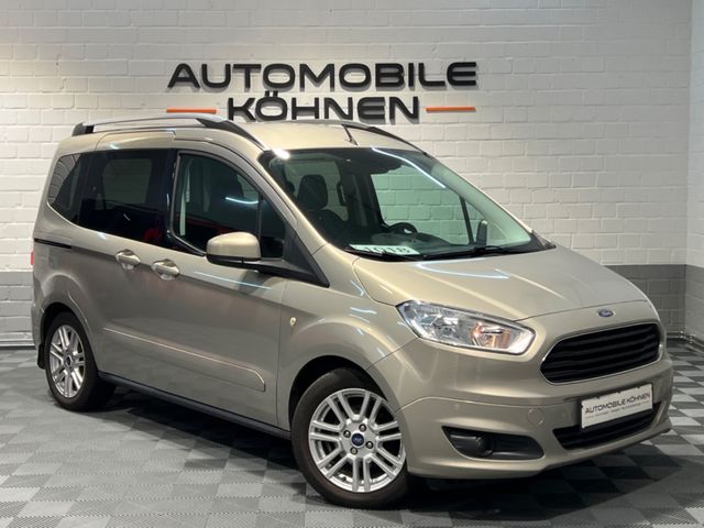 Ford Tourneo Courier Titanium*KAMERA*SITZHEIZUNG*AHK*