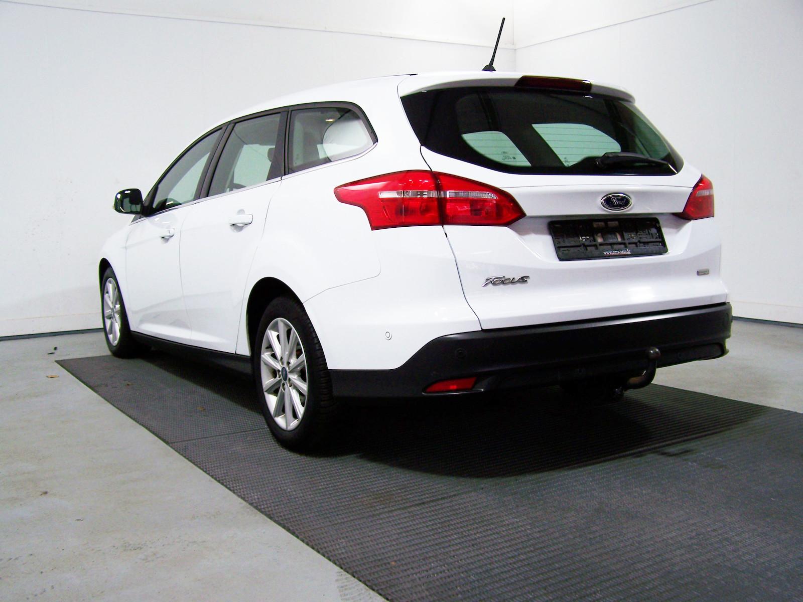 Ford Focus Turnier 1.0 EcoBoost Titanium AUTOM 1.H