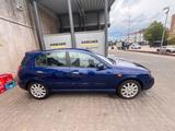 Nissan Almera 2.2dci Tekna - Nissan Almera mit Diesel-Antrieb: 2.2