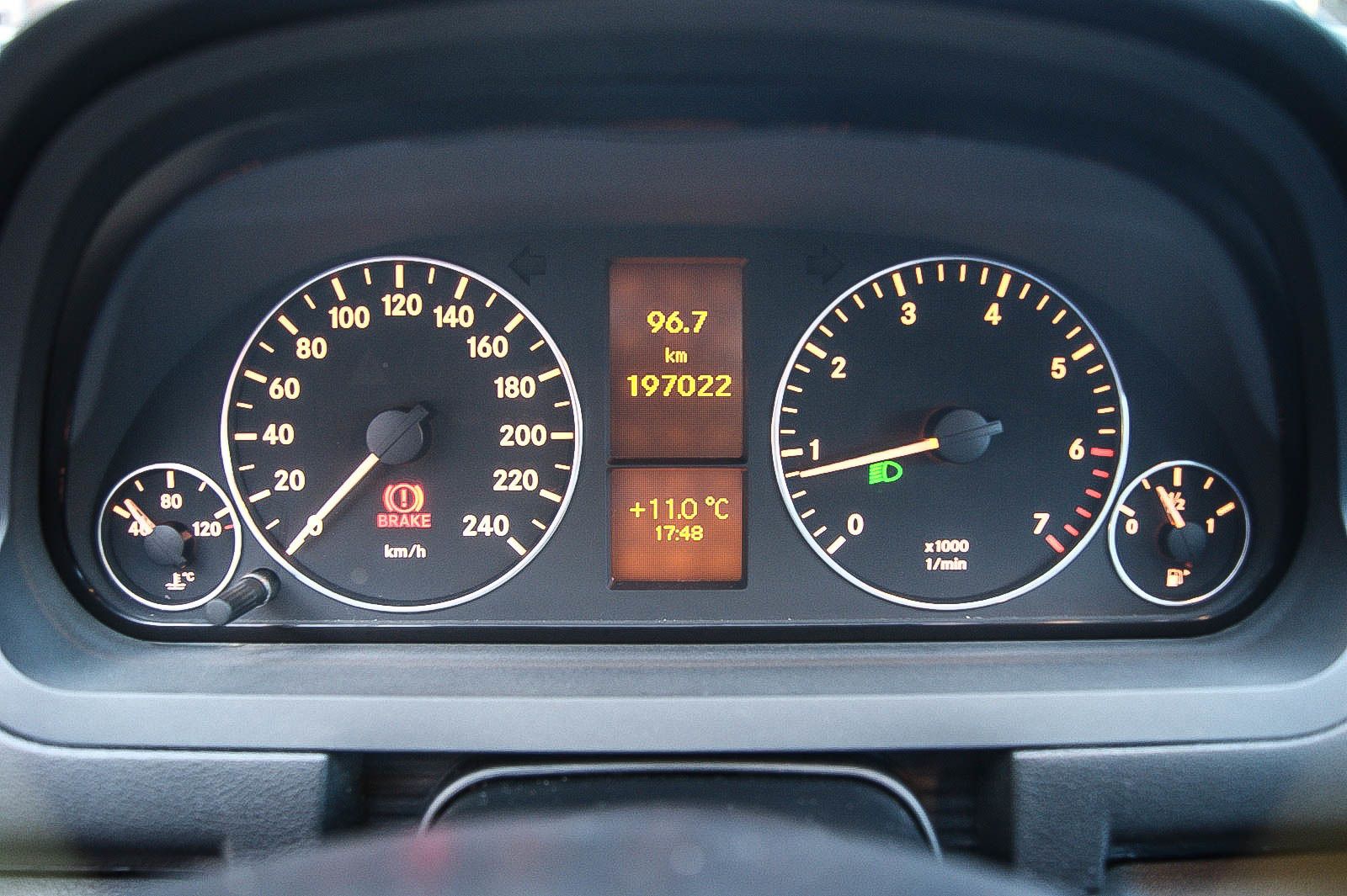 Fahrzeugabbildung Mercedes-Benz A 160 Avantgarde KLIMA PARKLENK LAMELLENDACH SHG