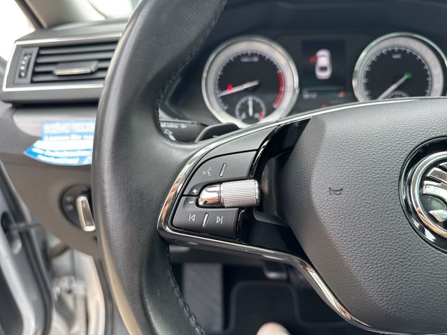 Superb Lim. 2.0 TSI Style 4x4, Pano, Kessy, Busi