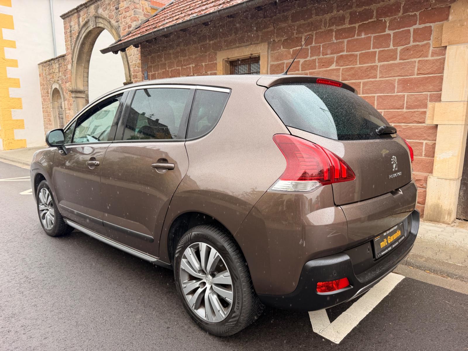 Peugeot 3008 Allure 1.6 16V Turbo Navi / Pano / Xenon
