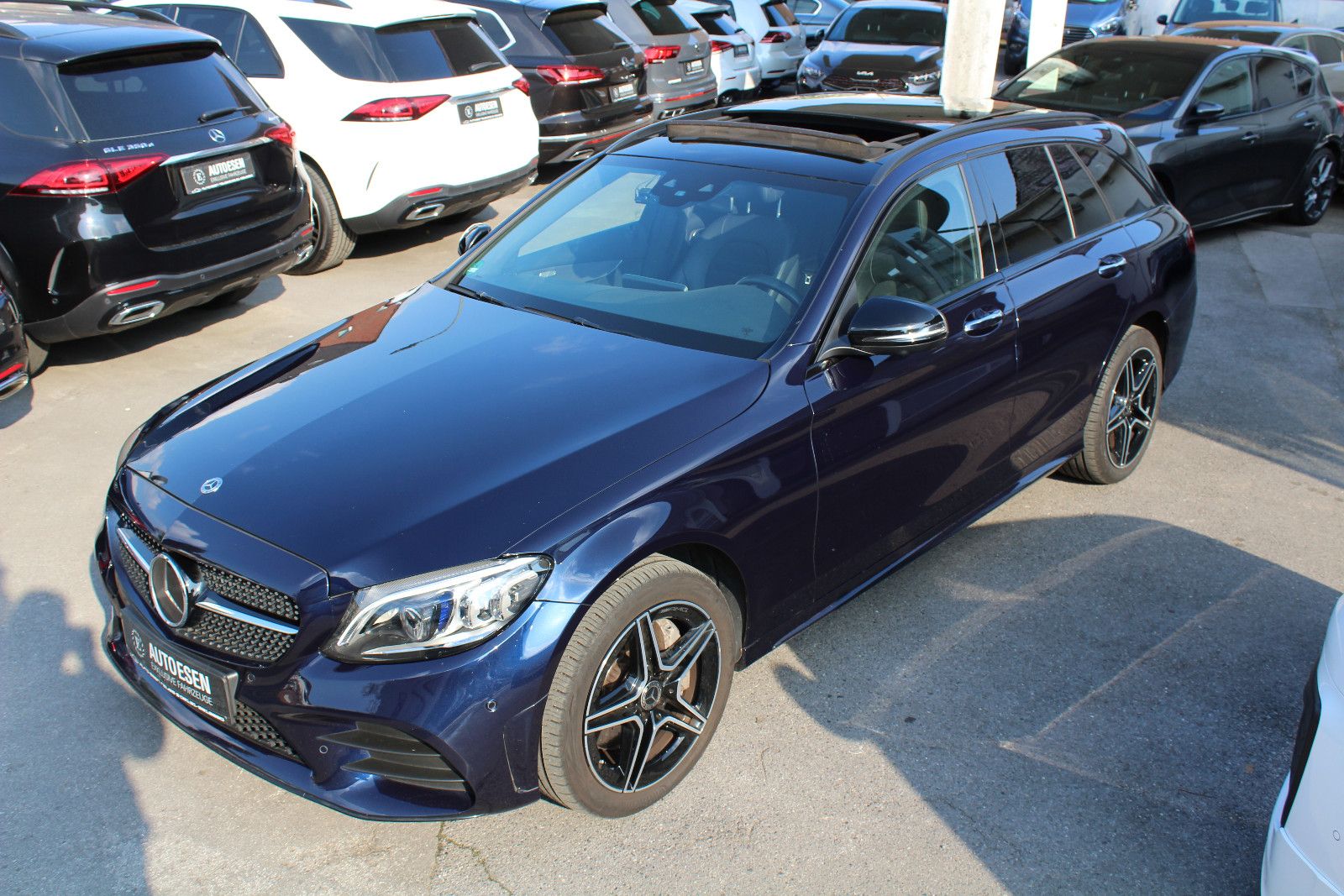 MERCEDES-BENZ C 400 4M+AMG+PANO+BURMESTER+360°KAMERA+NIGT+KEY