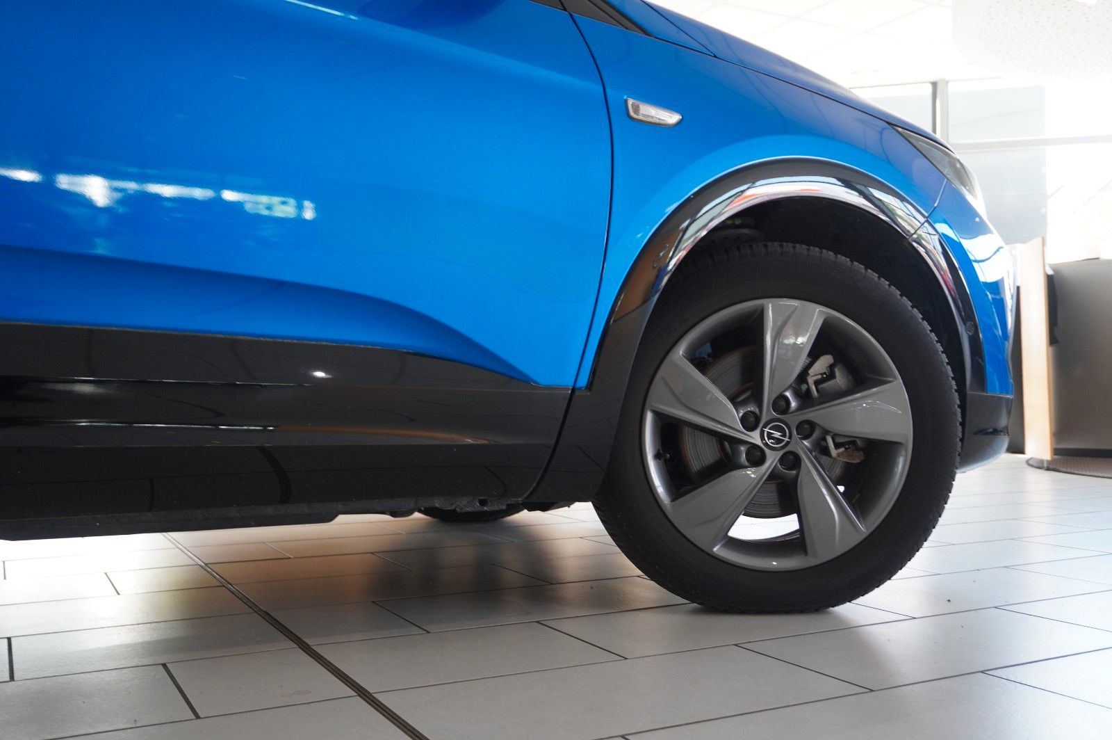 Fahrzeugabbildung Opel Grandland (X) GS SPORT 4HYBRID NAVI/LED/360°/DAB