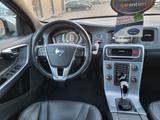 Volvo V60 Kombi Linje Svart/wenig Km/Navi/Leder/PDC - Volvo V60: Linje Svart