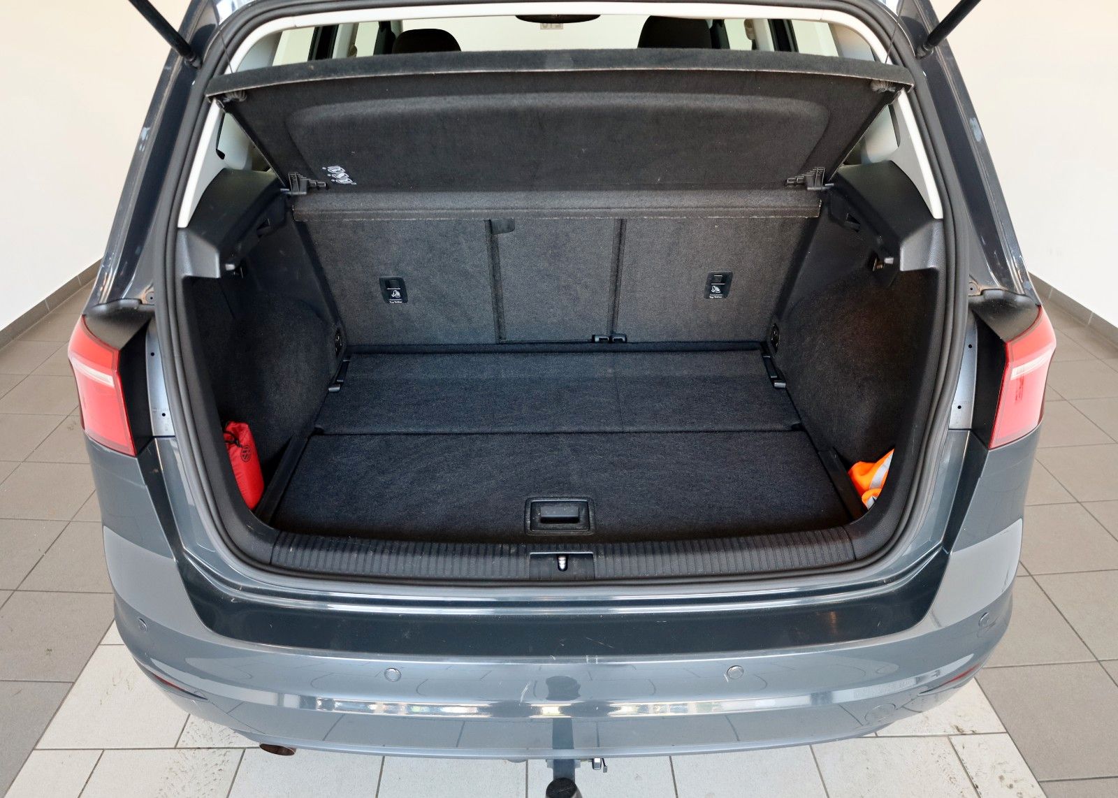 Fahrzeugabbildung Volkswagen Golf Sportsvan VII Trendline Navi,SH,PDC,AHK