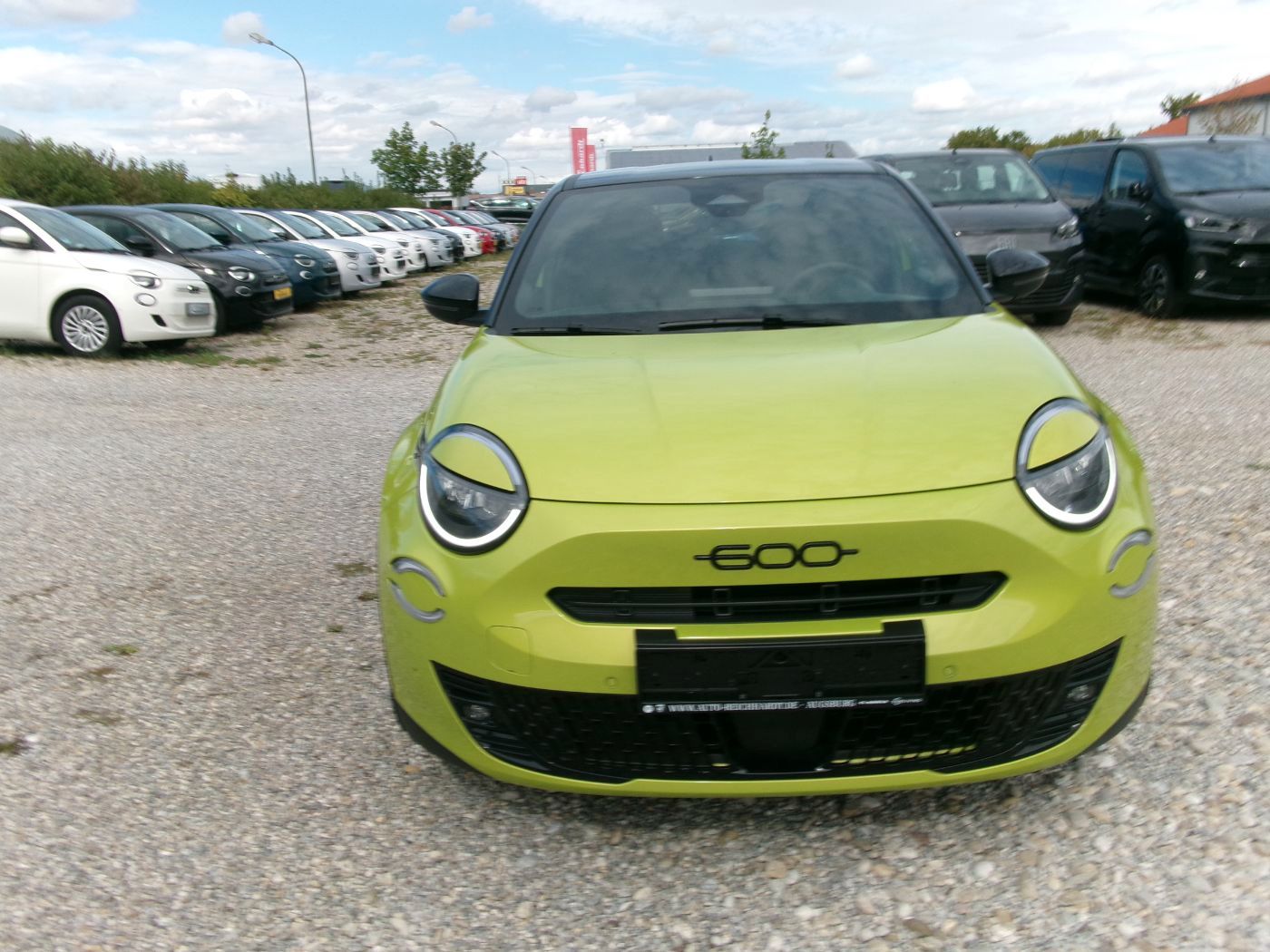 Fiat 600 e W Sport Uconnect LED 360 ACC Fernlichtass. imagem 3