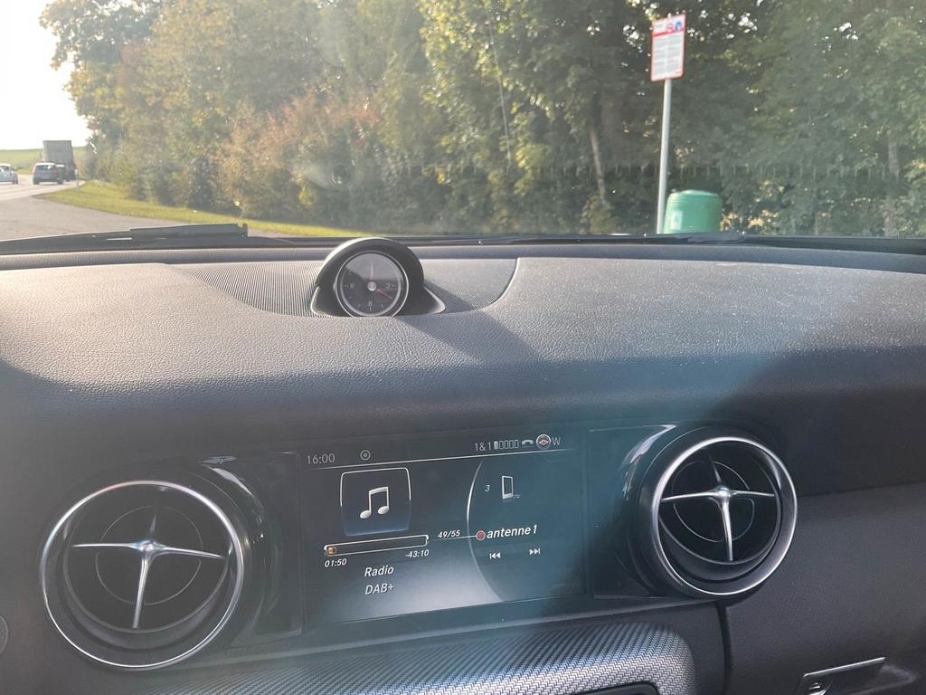 Mercedes-Benz SLC 300