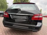 Mercedes-Benz E 350 T CDI BE AMG Voll-Leder"org. nur 44.644 km - Mercedes-Benz E 350: Kombi, Cdi