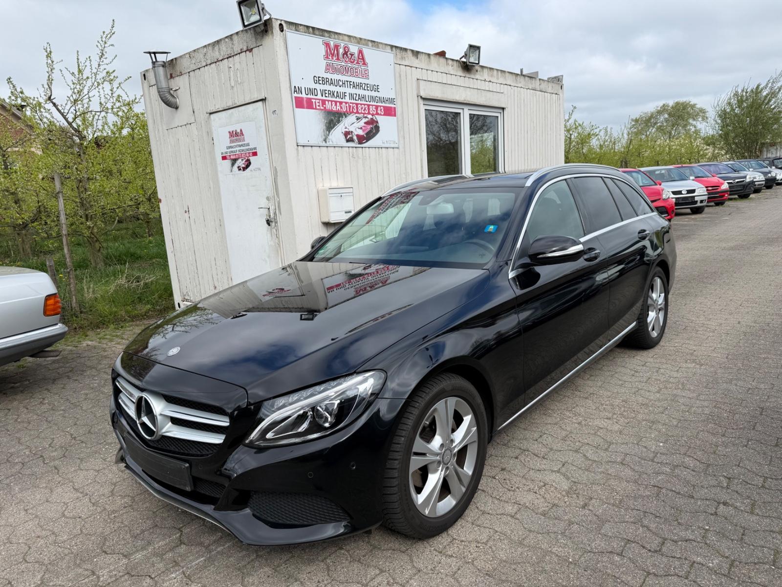 Mercedes-Benz C 180 T CGI Avantgarde Automatik Leder Xenon!!!