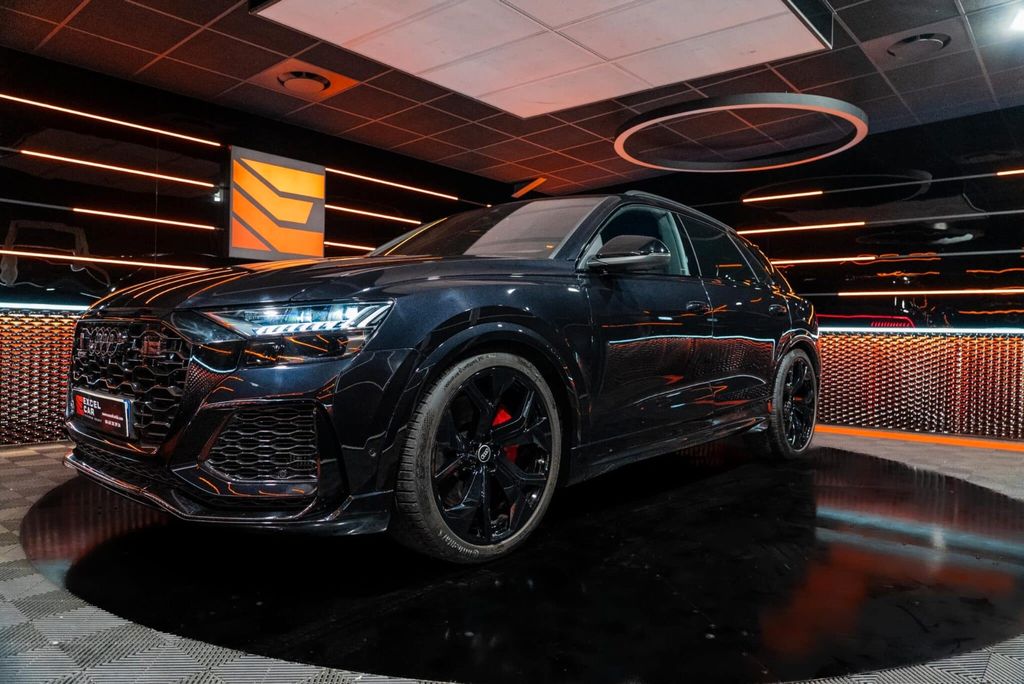 Audi RSQ8