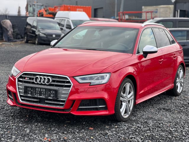 Audi S3 Sportback-2.0 TFSI quattro-Virtual-S Tronic