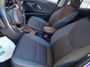 Toyota Yaris - 9