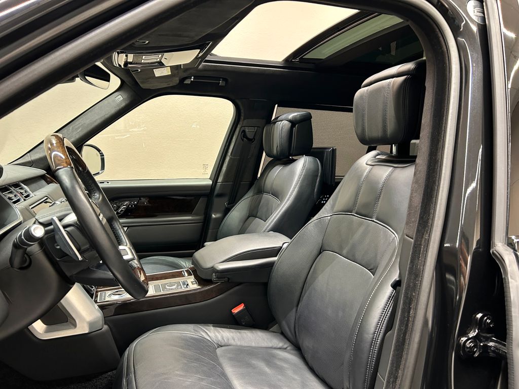 Land Rover Range Rover P400e Lang LWB **Autobiography**