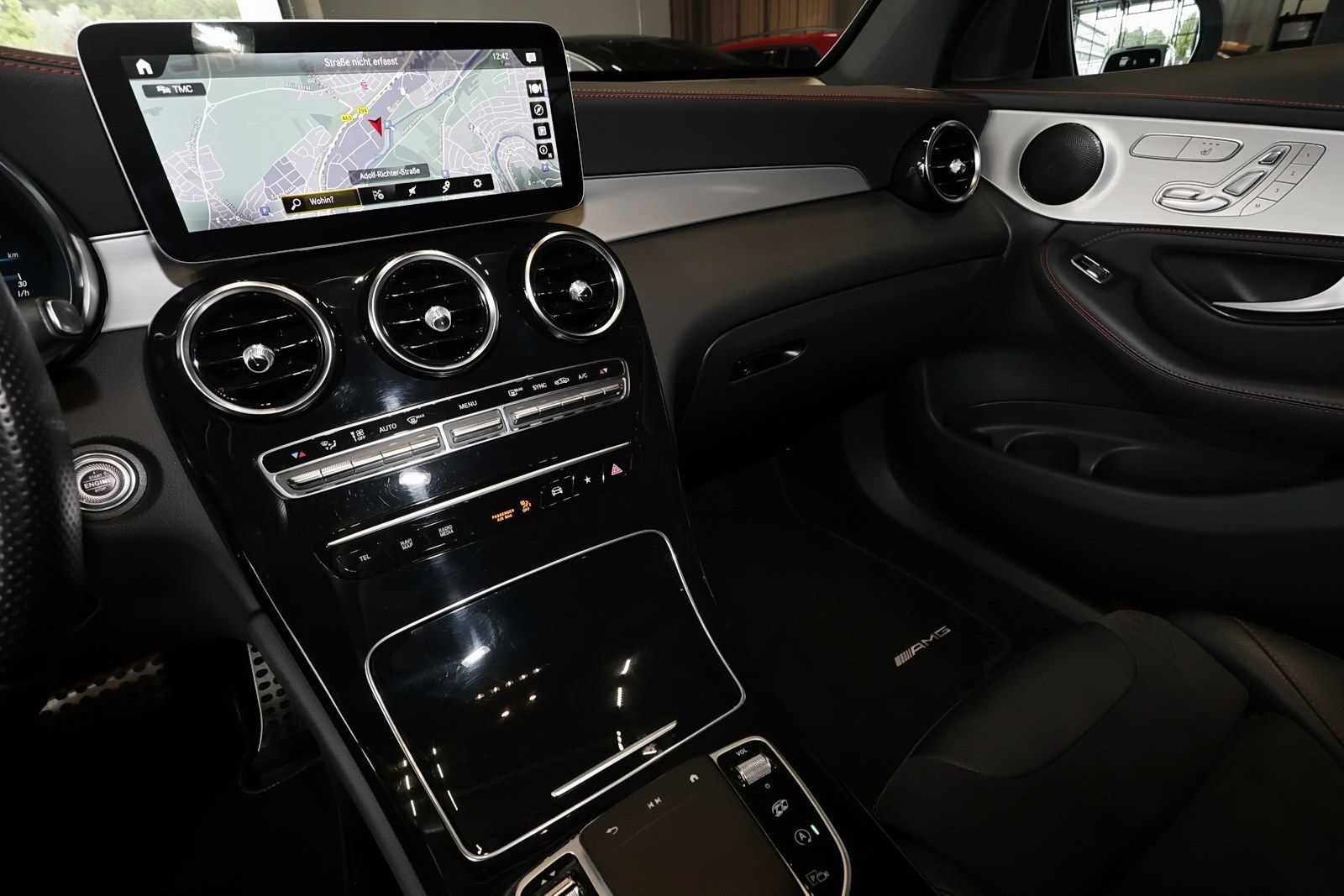 Mercedes-Benz GLC 43 AMG 4M KAMERA+MEMORY+DISTRO+TOTWINKEL+20" foto 10