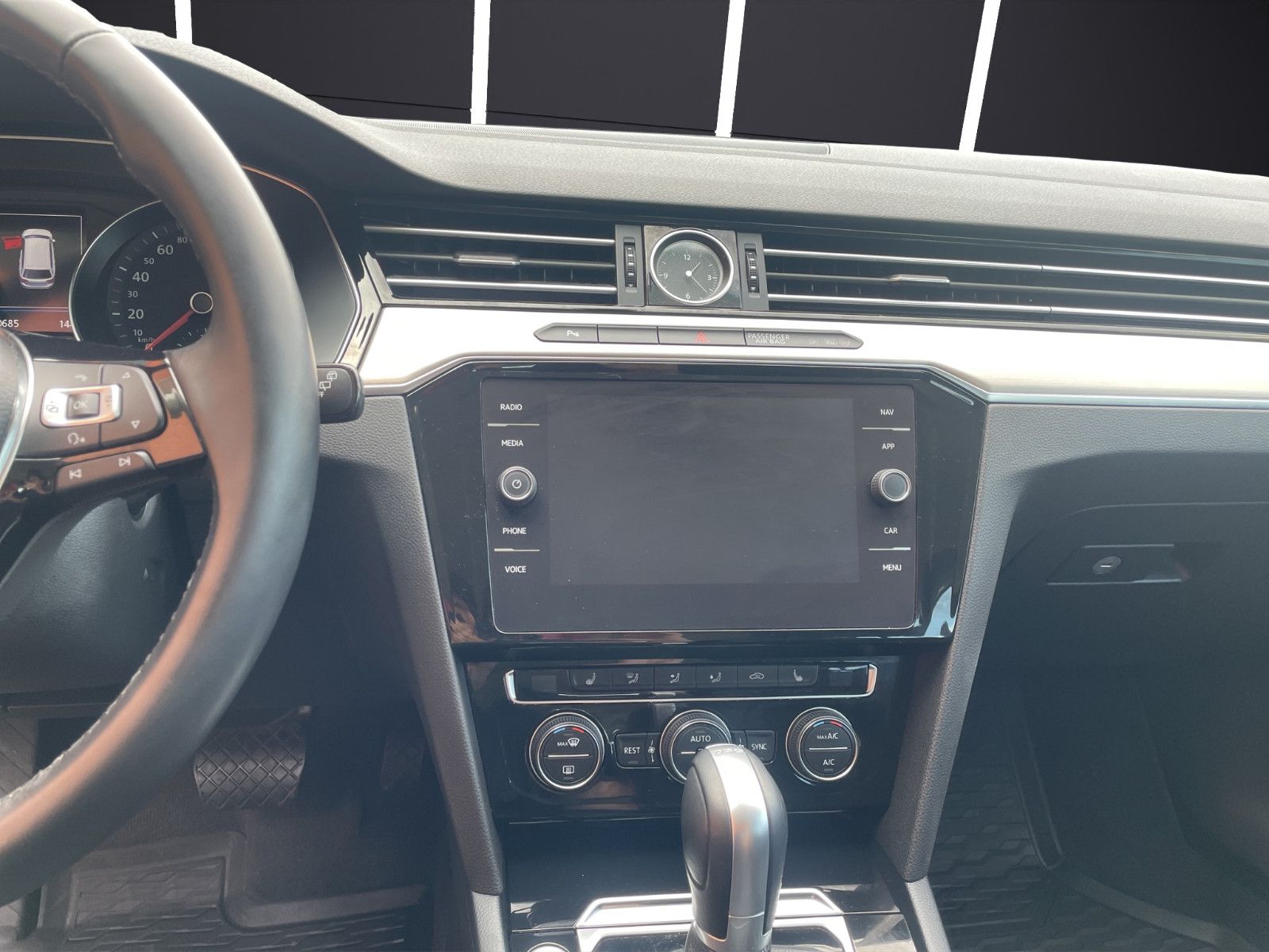 Fahrzeugabbildung Volkswagen Passat Variant Highline/1.Hand/Navi/Kamera/Shz