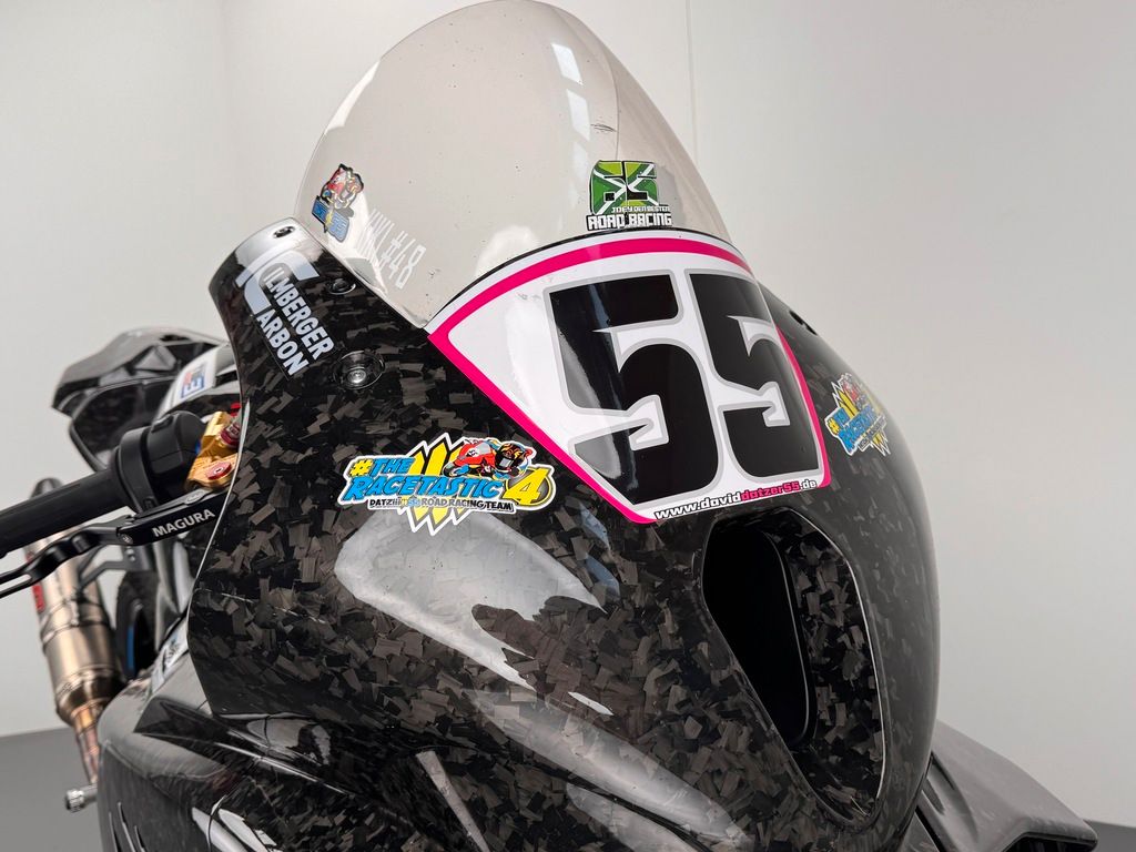 Fahrzeugabbildung BMW M 1000 RR *DAVID DATZER *IRRC CHAMPION BIKE