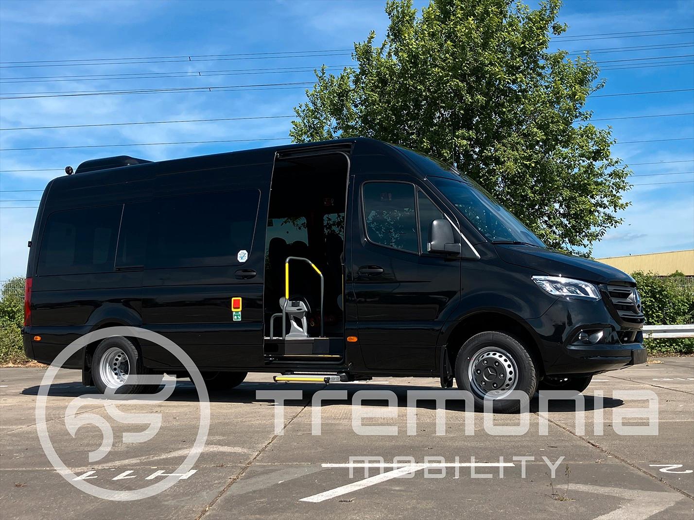 Mercedes-Benz Tremonia Sprinter Transfer 35 Shuttle