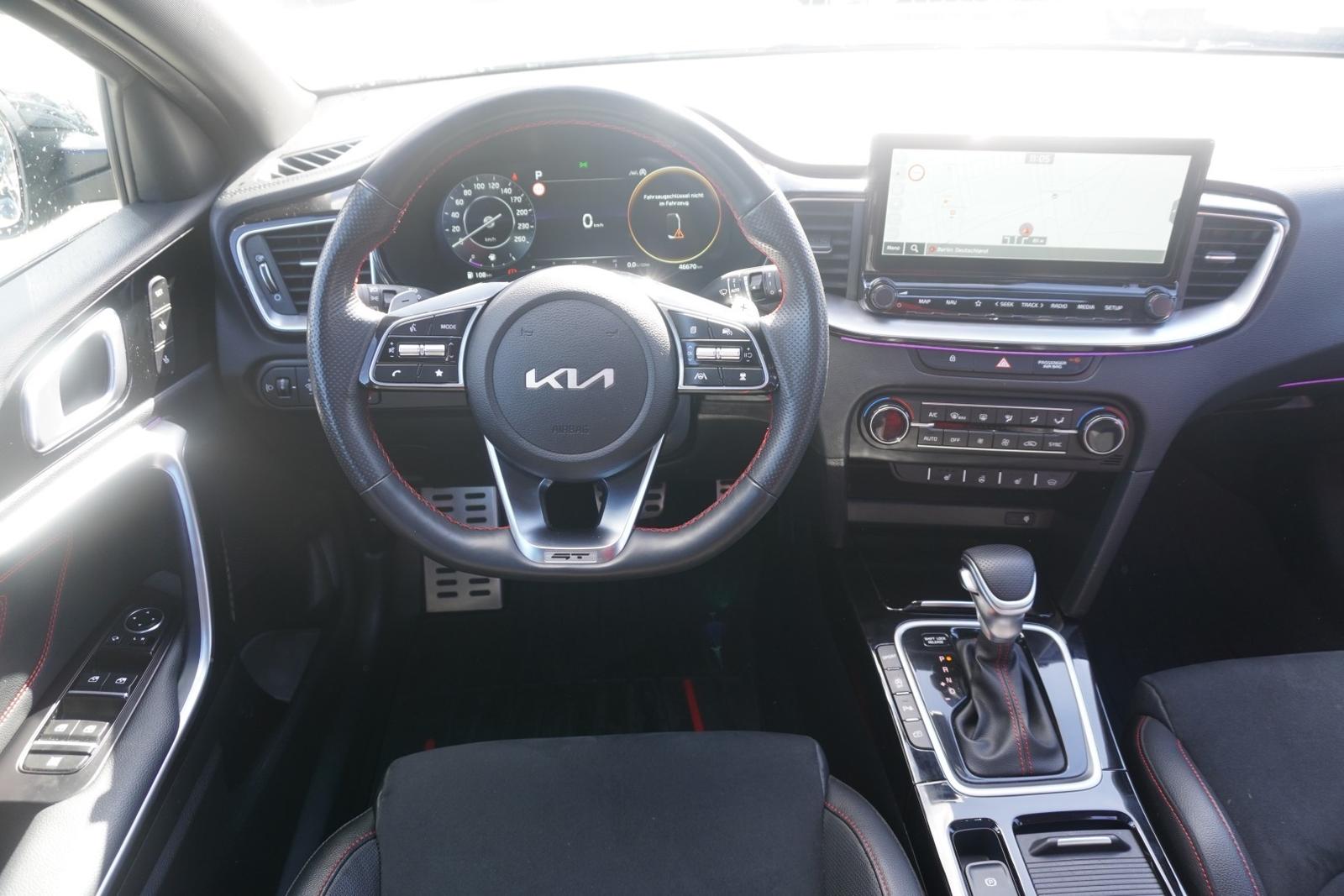 Kia ProCeed 1.6 T-GDI GT Bastuck LED Panorama Kamera