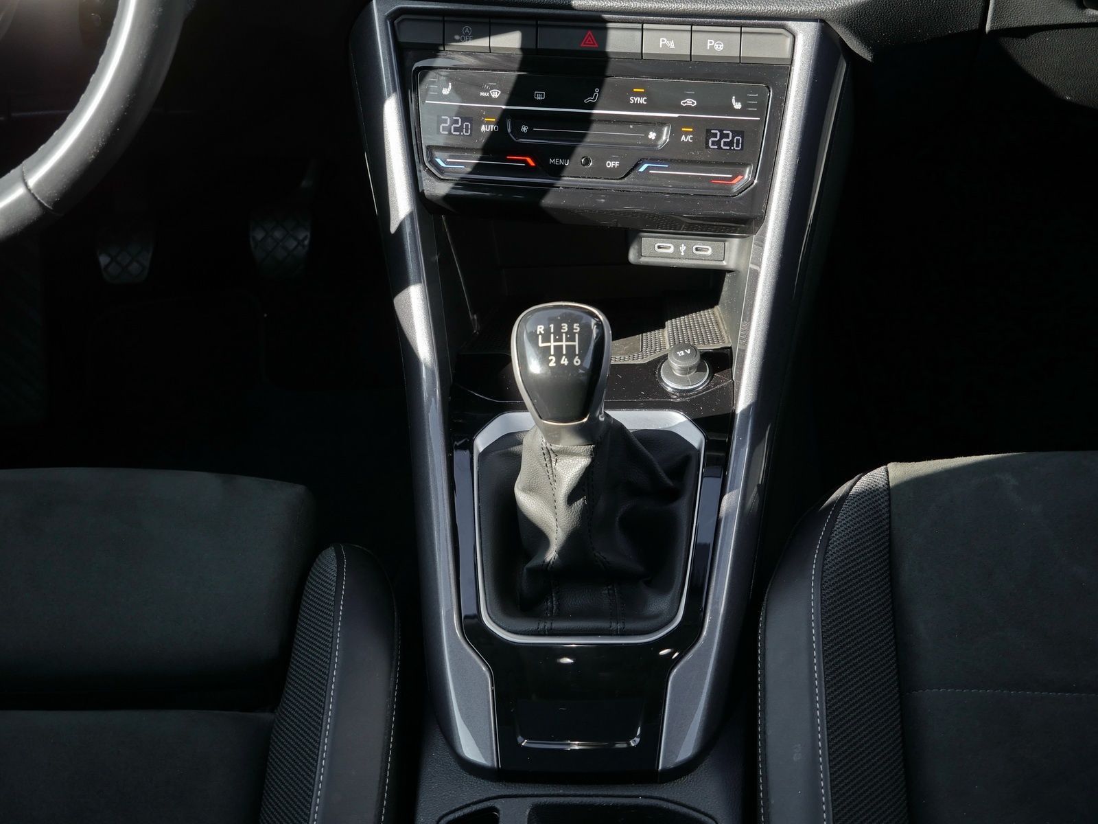 Volkswagen T-Roc - Bild 7