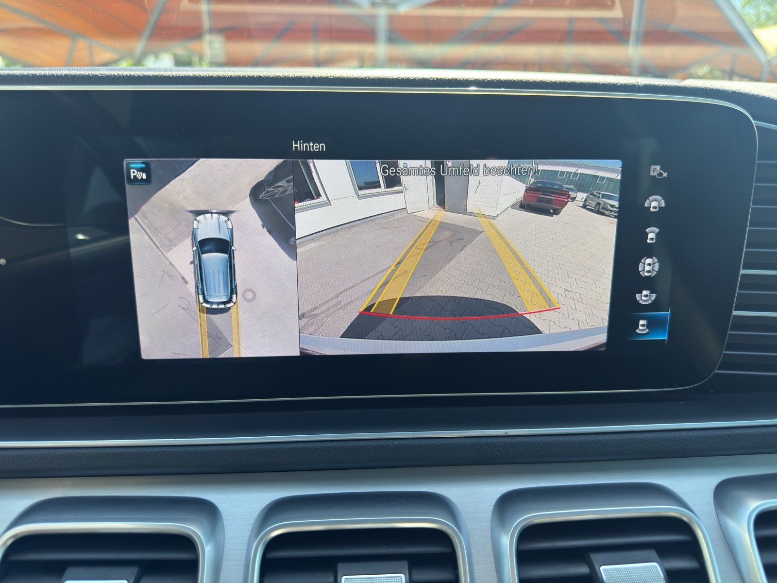 Fahrzeugabbildung Mercedes-Benz GLE 580 AMG Line/DISTRO/PANO/BURMESTER/360°CAM
