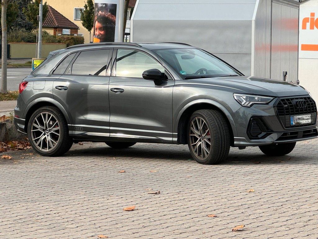 Image of Audi Q3
