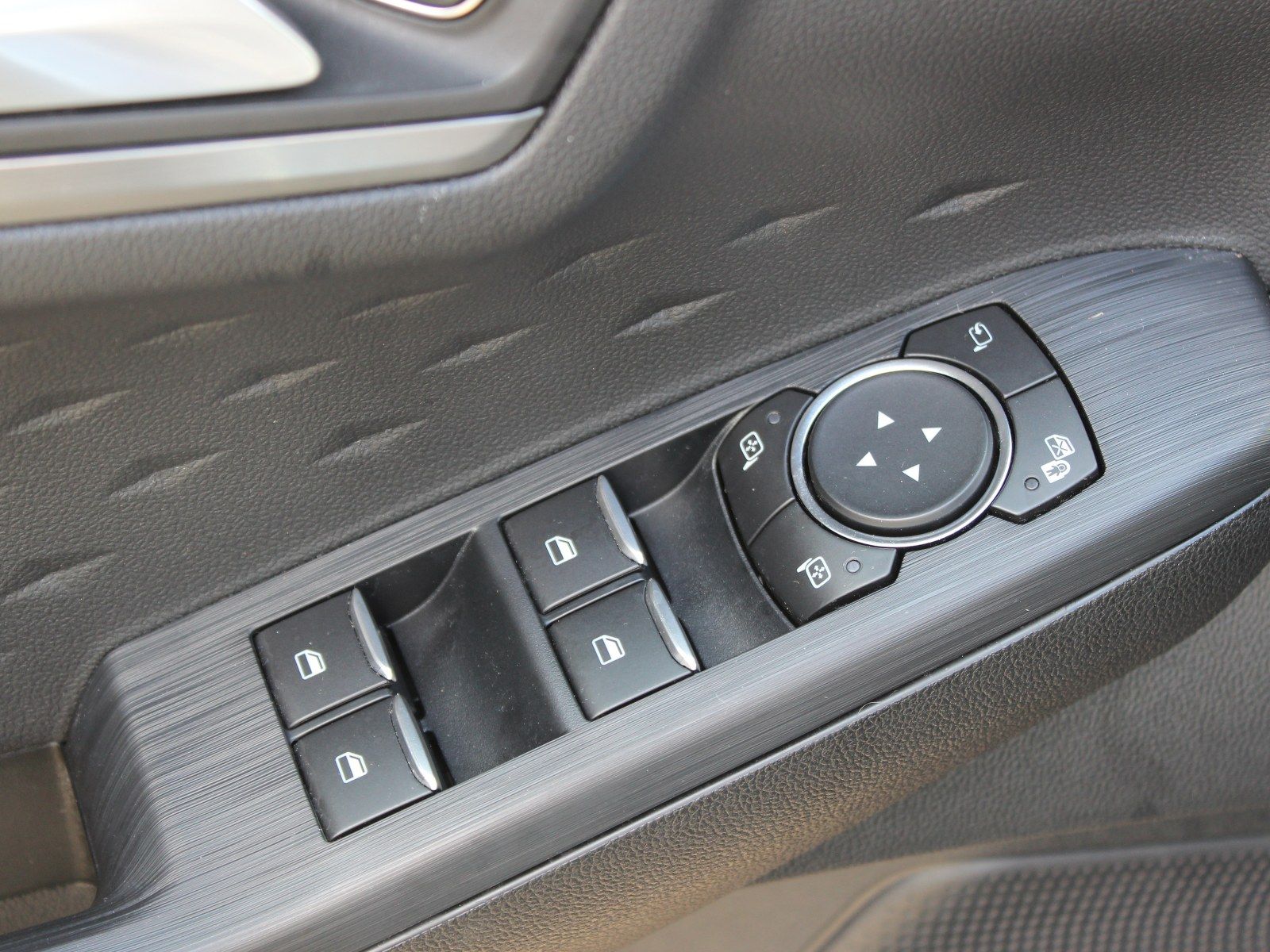 Fahrzeugabbildung Ford Kuga Plug-In Hybrid Titanium X 2,5 Duratec