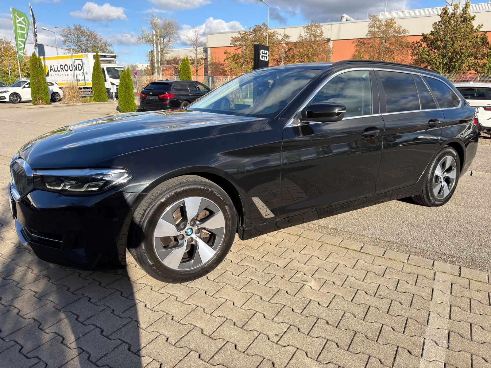 BMW 520d Touring LCI - Komf.-Sitze - H&K - HuD - Pro imagem 3