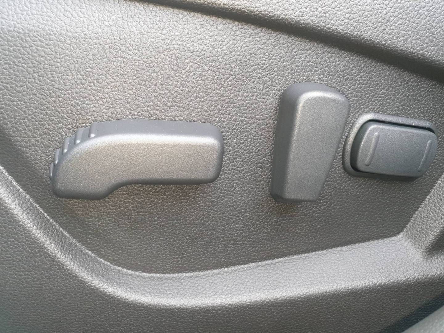 Fahrzeugabbildung Renault ARKANA R.S. LINE FAST TRACK TCe 160 EDC