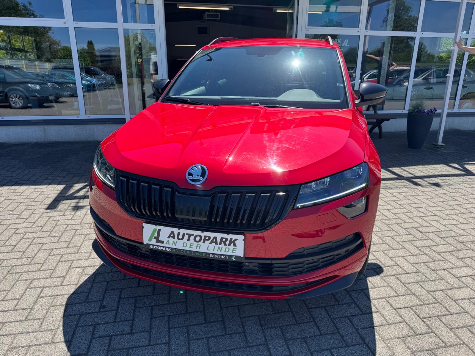 Skoda Karoq 1.5 TSI DSG Sportline LED SHZ Kamera  19"