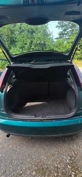 Ford Focus 1.6 - - Ford Focus aus 2001: 1.6