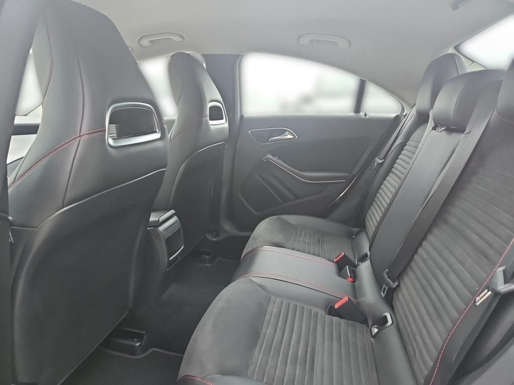 Fahrzeugabbildung Mercedes-Benz CLA 200 Coupé AMG Navi Totwi. LED SHZ Ambie. RDK