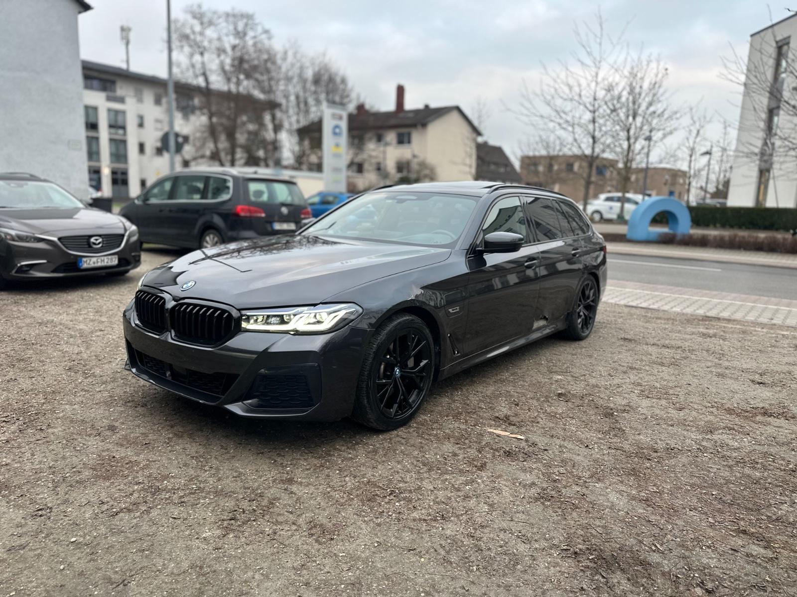 BMW 530 e xDrive M Sport*Navi-p*Pano*360-K*AHK*Volll
