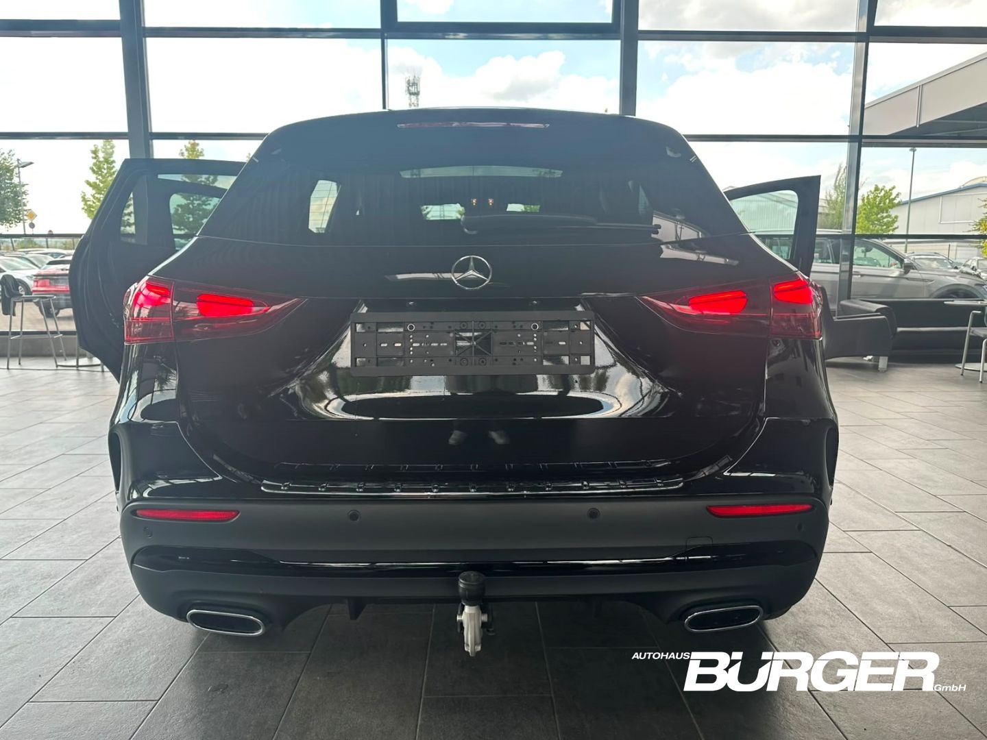 Mercedes-Benz GLA 220 4M AMG Navi Pano Multibeam AHK ACC 360°C foto 8