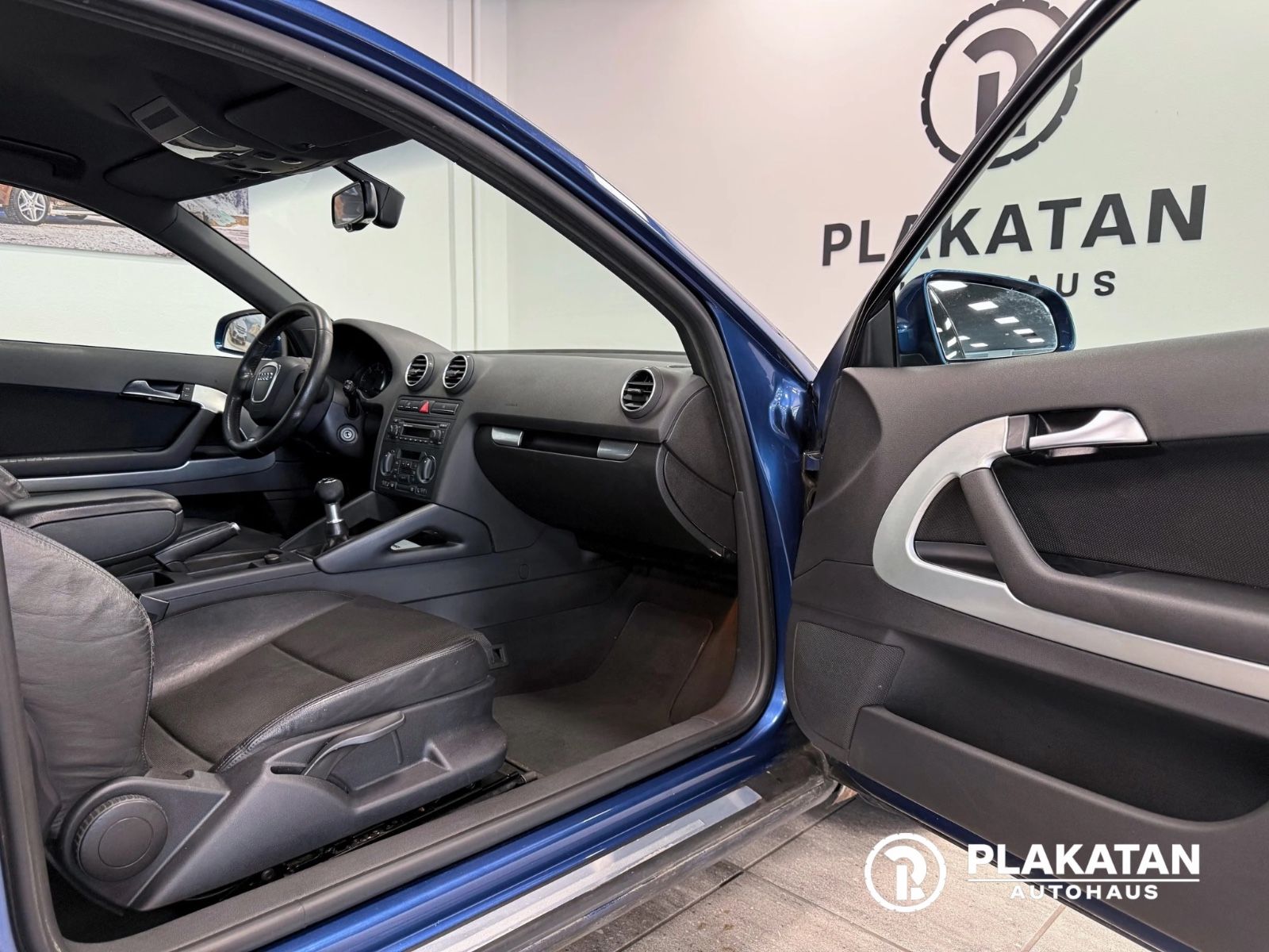 Fahrzeugabbildung Audi A3 1.9 TDI S line Sportpaket plus