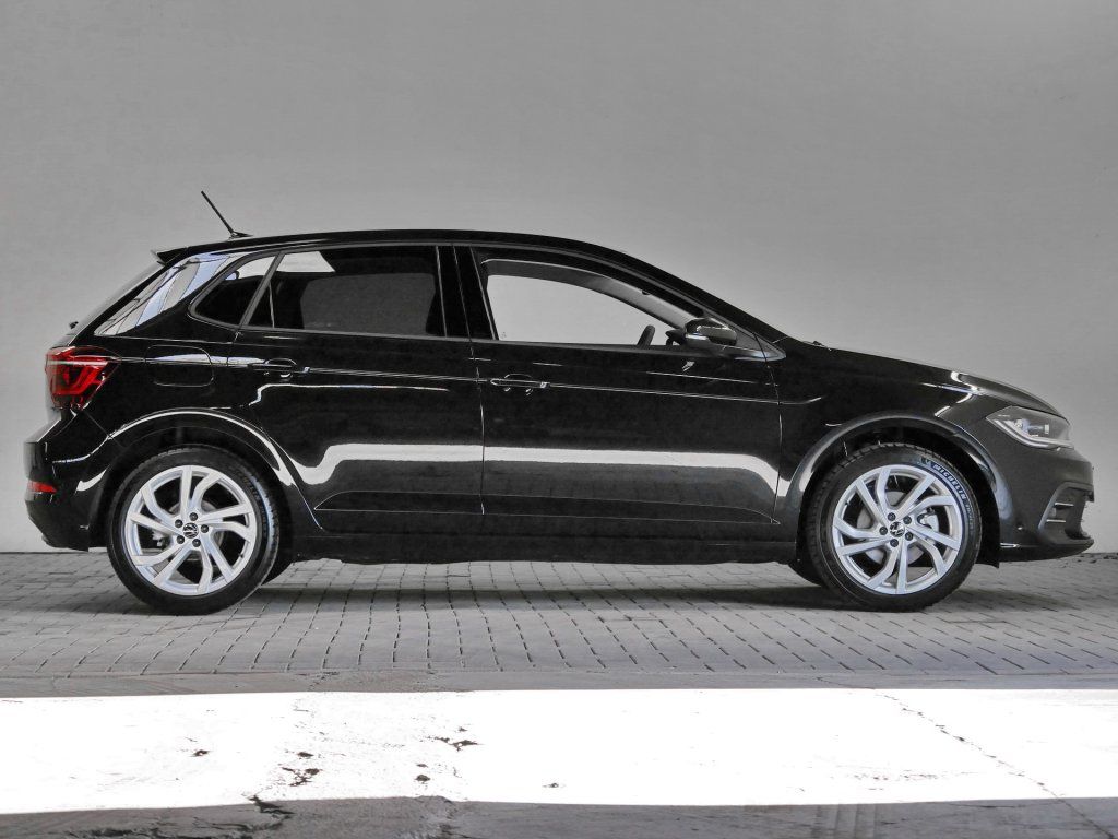 Fahrzeugabbildung Volkswagen Polo Style 1.0 TSI DSG AHK Navi RFK