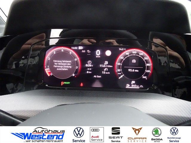 Fahrzeugabbildung Volkswagen Golf Variant R-Line 1.5l eTSI 110kW DSG AHK LED