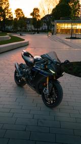 Yamaha YZF R1M - Yamaha Motorräder in Bochum
