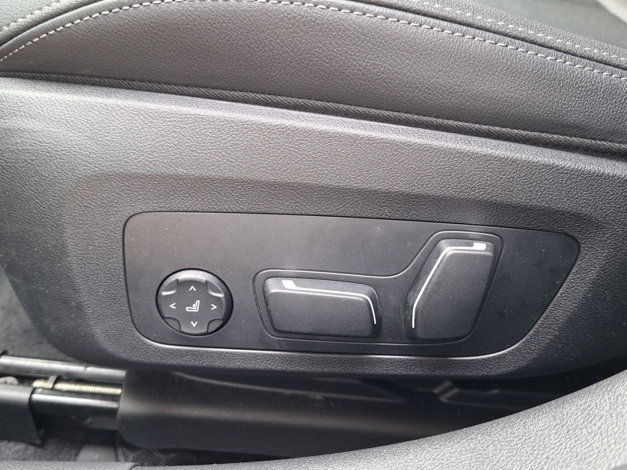 BMW 330 - Bild 17