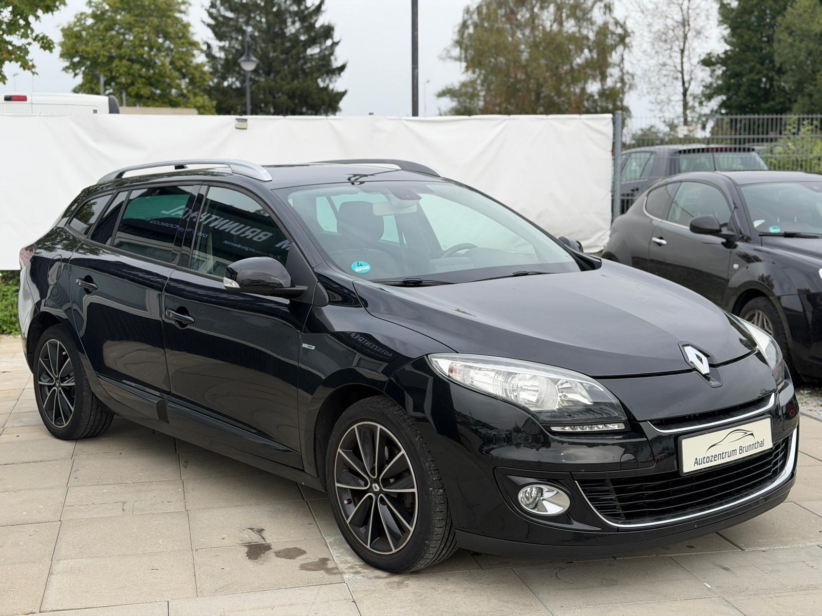 Renault Megane 2013 — interior