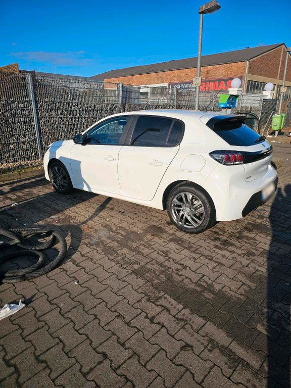 Image of Peugeot 208