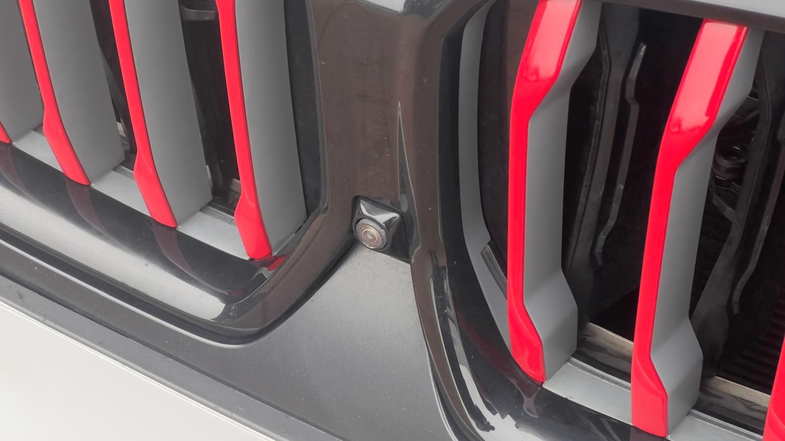 Fahrzeugabbildung BMW X6 M550 i*Laser*STHZ*AHK*HU*B&W*VOLL*Mietkauf
