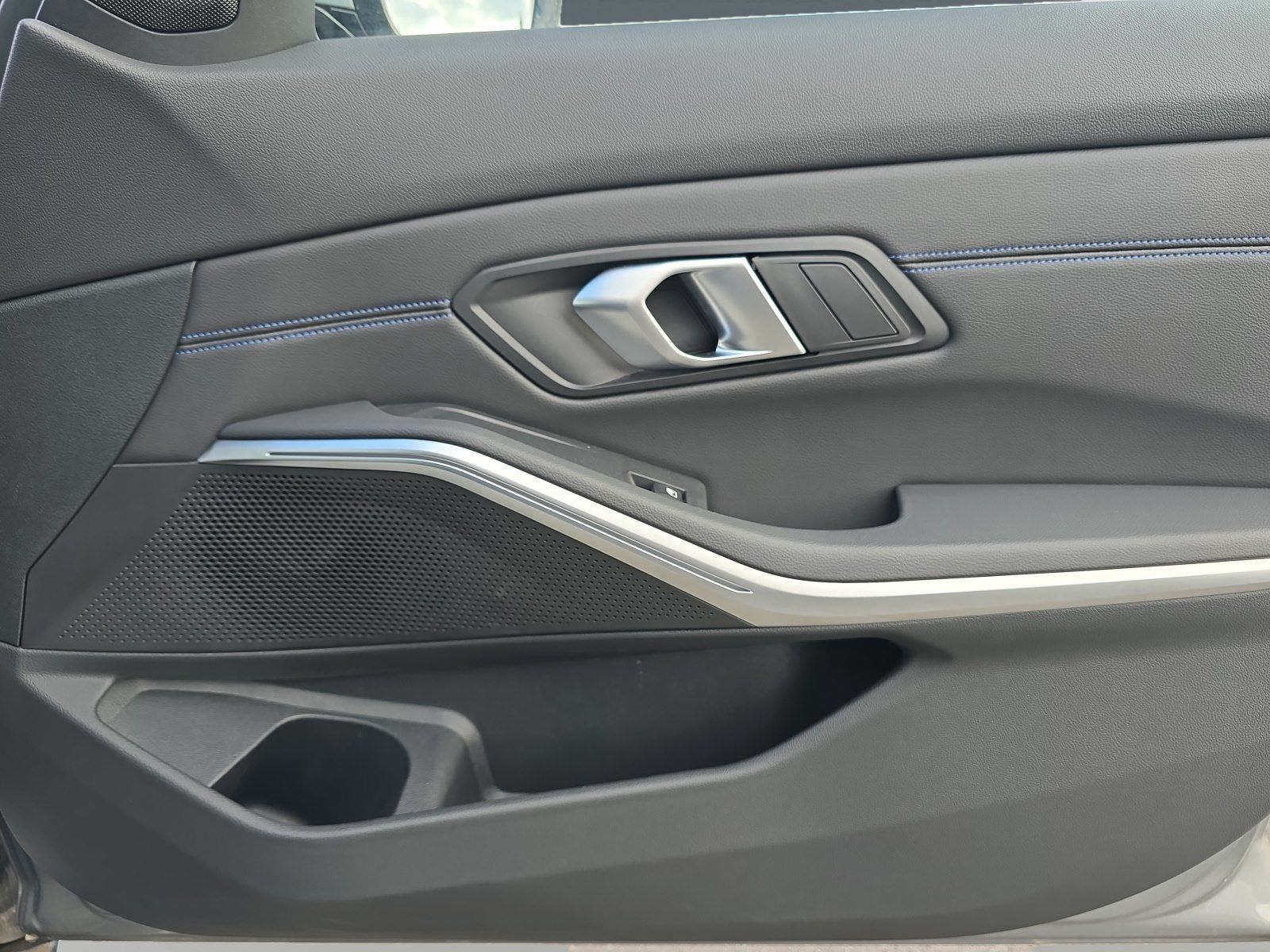 BMW 320 - Bild 18