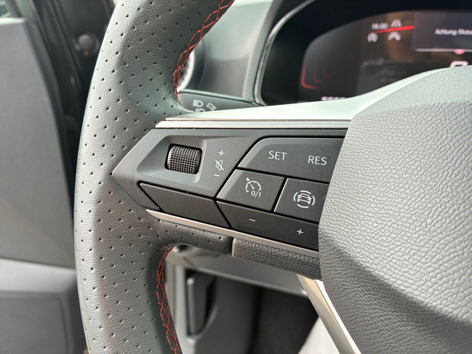 Seat Arona 1.0 TSI FR Navi SHZ GJR