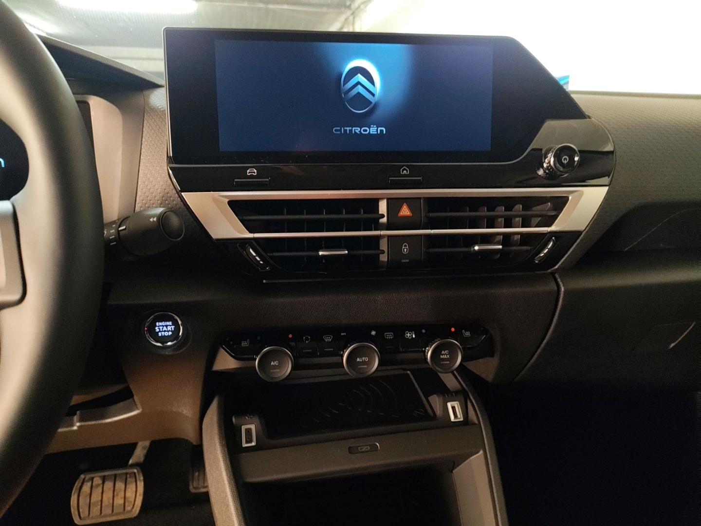 Citroën C4 MAX Hybrid AT Techno-Paket Dach schwarz Winte