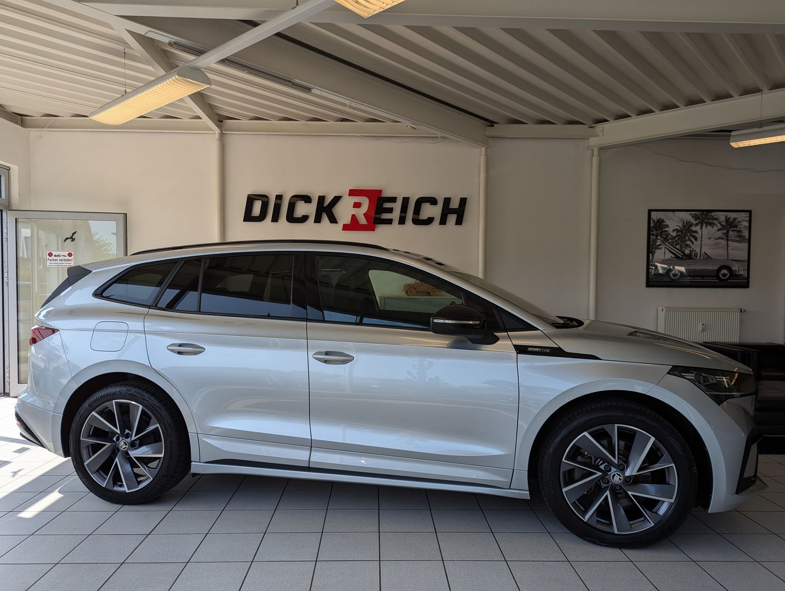 SKODA Enyaq 80 Sportline ACC Pano DCC Memory 360° HOD - Image 8