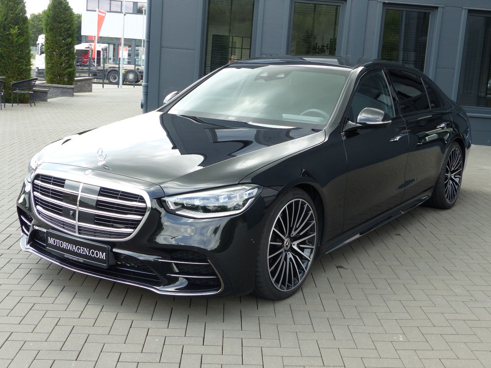 Fahrzeugabbildung Mercedes-Benz S 450 d 4Matic L AMG