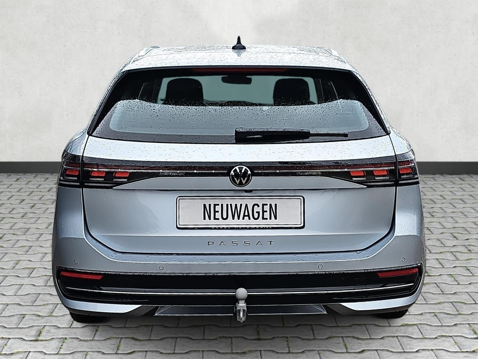 Volkswagen Passat Variant 2.0 TDI DSG Elegance IQ.Light AHK