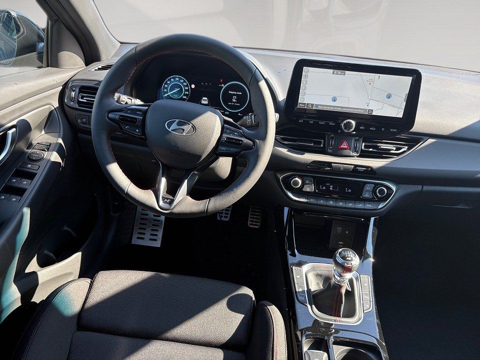 Fahrzeugabbildung Hyundai i30 1.5T 140PS 48V N LINE
