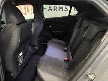 Peugeot 2008 Hybrid 145 GT Exclusive AHK 360Grad Kam.